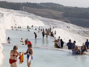 From Izmir: Pamukkale Day Trip with Lunch