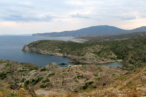 From Roses: Cap de Creus Natural Park and Cadaqués Boat Tour