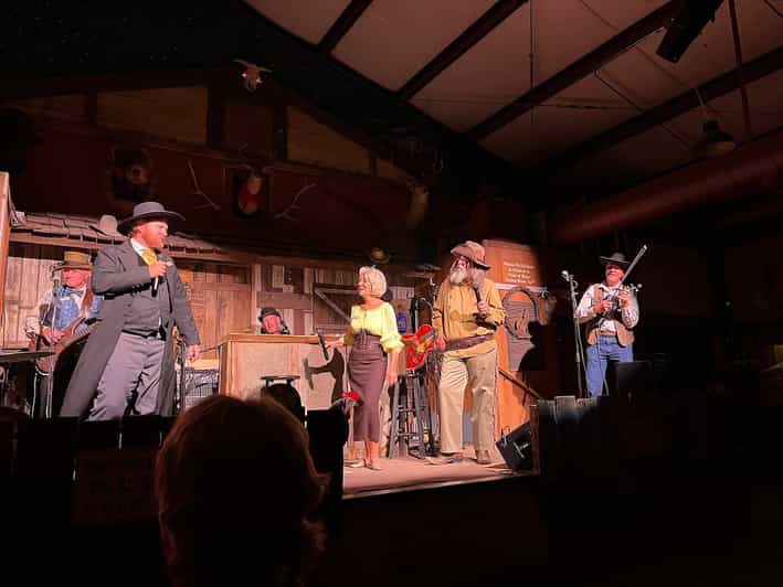 Sedona: Chuckwagon Supper and Western Stage Show | GetYourGuide