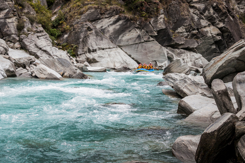 Queenstown: viagem de rafting no rio Shotover