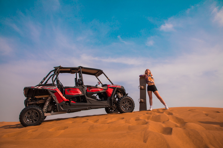 Dubai: Abenteuer-Dünenbuggy-Safari, Kamelritt &amp; BBQ-Dinner4 Stunden geteilte Tour mit 1 Stunde Buggy