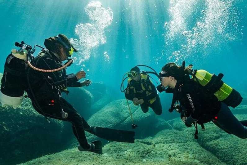 Capo Carbonara: Corso Advanced Open Water Diver di 3 giorni