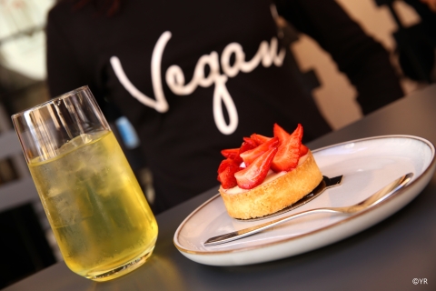 Lyon: Croix-Rousse District Vegane Food Tour mit VerkostungenTour auf Englisch