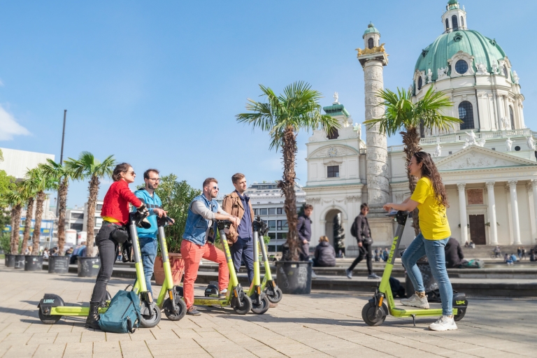 Wiedeń: Wycieczka z przewodnikiem Kick Bike lub E-Scooter z lokalnymWiedeń: Zwiedzanie z przewodnikiem przez e-skuter z lokalnym