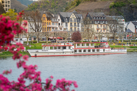 Cochem: KD panoramische avondvaart op de MoezelCochem: panoramische avondcruise op de Moezel