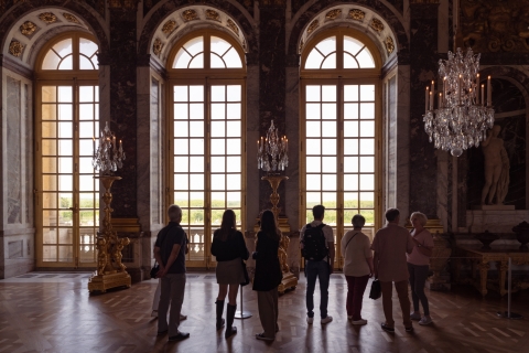 Van Parijs: dagexcursie naar Versailles met de treinBegeleide dagtour met muzikale tuinen