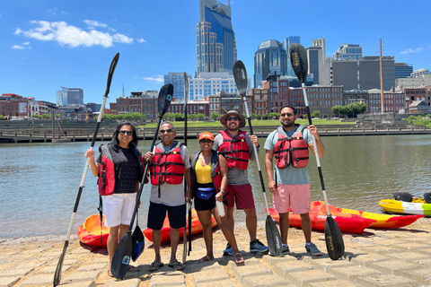 Nashville: Kayak Tour with Skyline Views