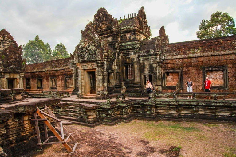 Siem Reap: Private Banteay Srei Jeep Day Trip with Lunch