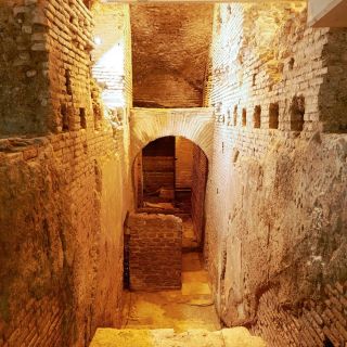 Rome: Immersive Underground and Piazzas Tour