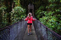 拉福纳（La Fortuna），悬挂桥，阿雷纳尔火山和瀑布之旅 - Housity