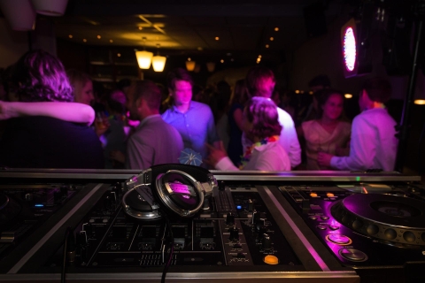 Miami: Party-Nachtclub-Kreuzfahrt mit Live-DJ & Open BarMiami: Party-Kreuzfahrt auf der Biscayne Bay mit DJ und Open Bar
