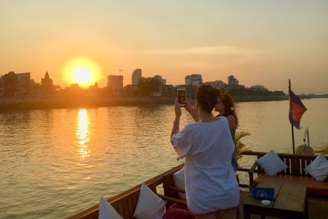 Phnom Penh: crociera al tramonto con birra e bevande illimitate
