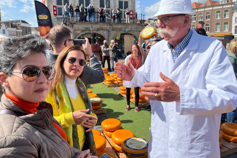 Depuis Amsterdam : excursion d'une journée au Gouda, aux sorcières et au fromage en voiture