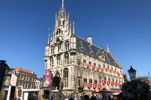 From Amsterdam: Gouda, Witches & Cheese Day Trip by Car