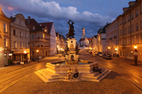 Augsburg: excursão a pé noturna guiada iluminada