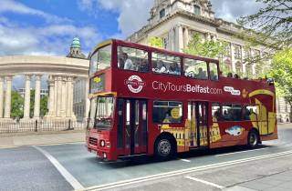 Belfast: 1 oder 2-tägige Sightseeing Hop-On/Hop-Off-Bustour