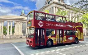 Belfast: 1 or 2-Day Hop-on Hop-off Bus Tour