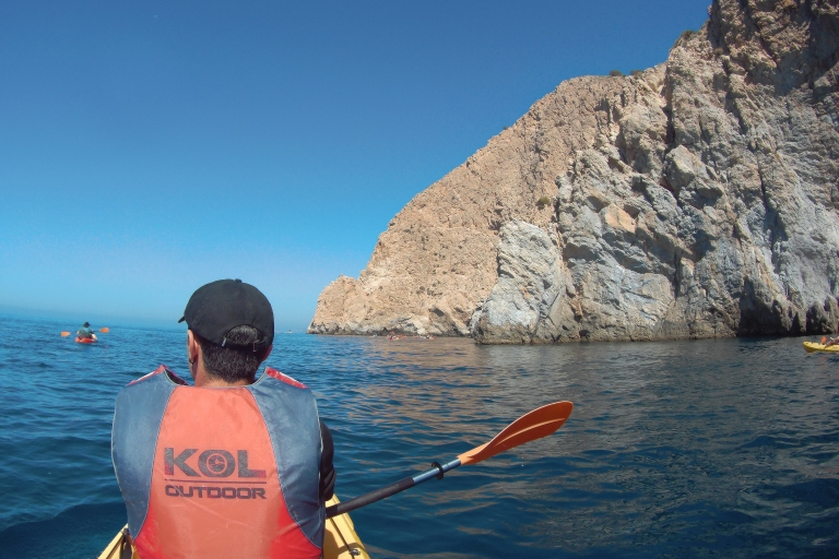 Desde Málaga: tour guiado en kayak por los acantilados de Maro-Cerro Gordo