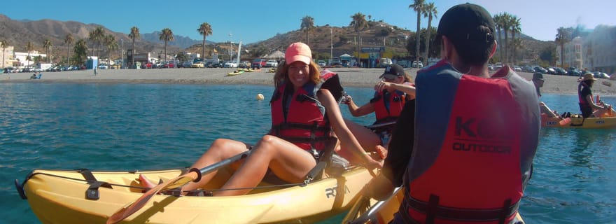 Au départ de La Herradura : Maro Cerro Gordo Kayak Tour