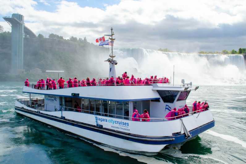 niagara falls boat tour canada tickets
