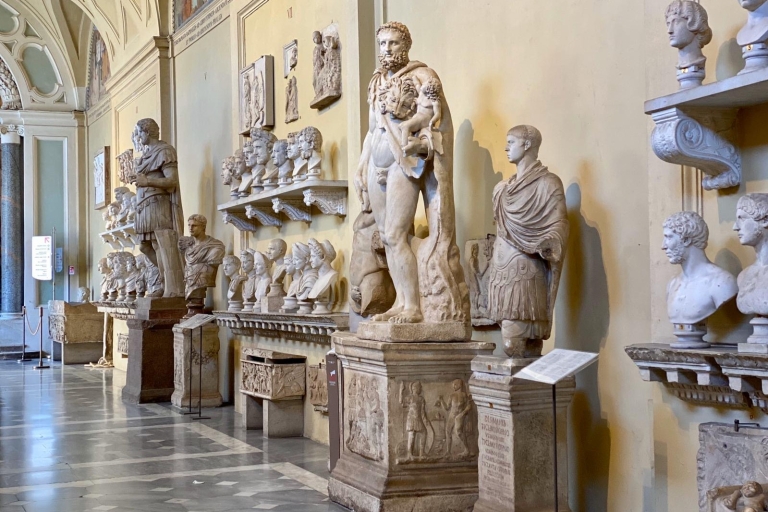 Vatikanmuseum & Sixtinische Kapelle Tour & Essen & WeinverkostungVon Rom aus: Vatikanische Museen mit reserviertem Eintritt und Verkostung