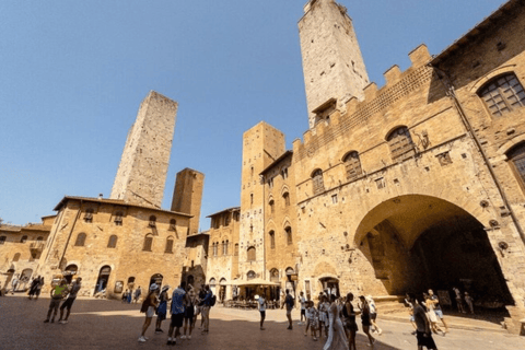 Siena, Pisa &amp; San Gimignano Tour met Lunch en Wijnproeverij