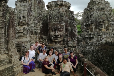 Private Guide: 1-Day Tour to Angkor Wat