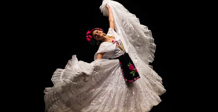 Mexico City: Mexican Folklore Ballet photo 7