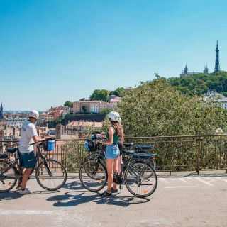 Lyon: 2-Hour Panoramic E-Bike Tour