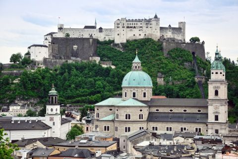 Salzburg: Stadtführung in-App Guide & Audio