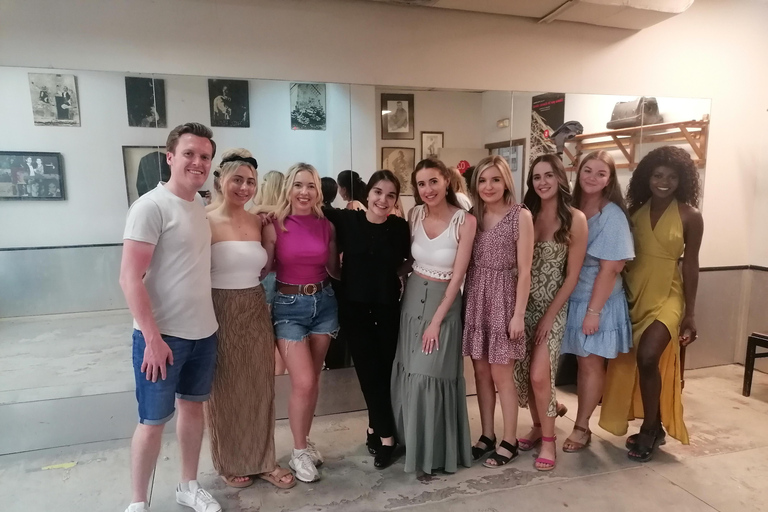 Barcelona: Latin Dance &amp; Salsa Class Experience