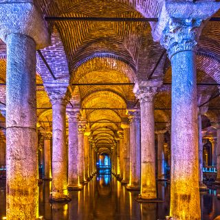 Istanbul: Basilica Cistern Tour and Skip The Line with Guide