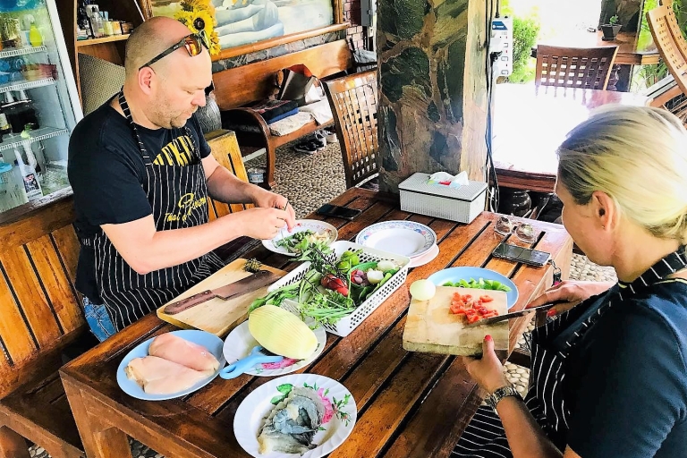 Khao Lak : cours de cuisine thaïlandaise dans un jardin