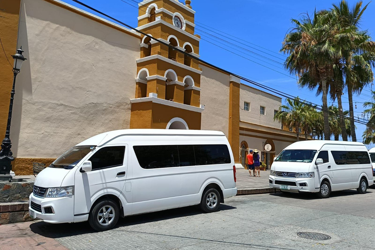 洛斯卡沃斯机场：前往托多斯桑托斯的 VIP 交通洛斯卡沃斯机场：前往托多斯桑托斯的贵宾交通