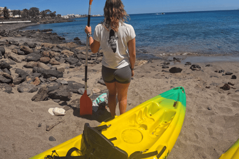Kayak tour with snorkeling in Playa Blanca, Lanzarote.