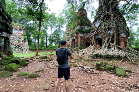 Vanuit Siem Reap: rondleiding Koh Ker en Beng Mealea-tempelsVervoer per gedeelde luxe minibus