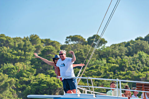 Dubrovnik: Elaphite Islands Cruise with Lunch and Drinks Dubrovnik: Full-Day Elaphite Islands Cruise with Lunch