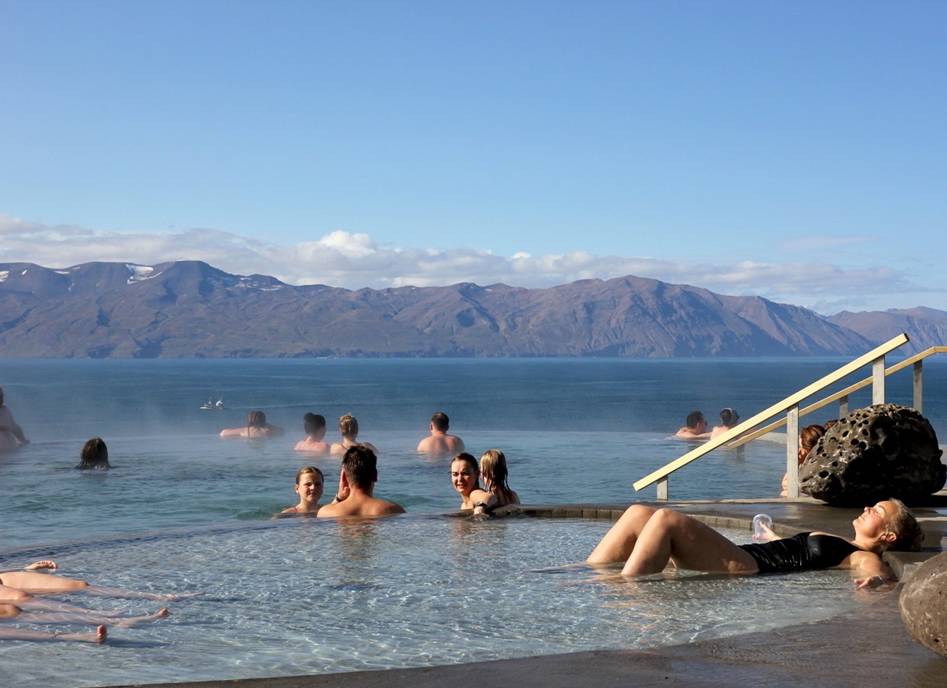 Husavik: Indgangsbillet til GeoSea Geothermal Baths