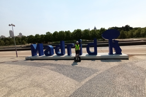 Madrid: paleizen en standbeelden Segway Tour in Retiro Park
