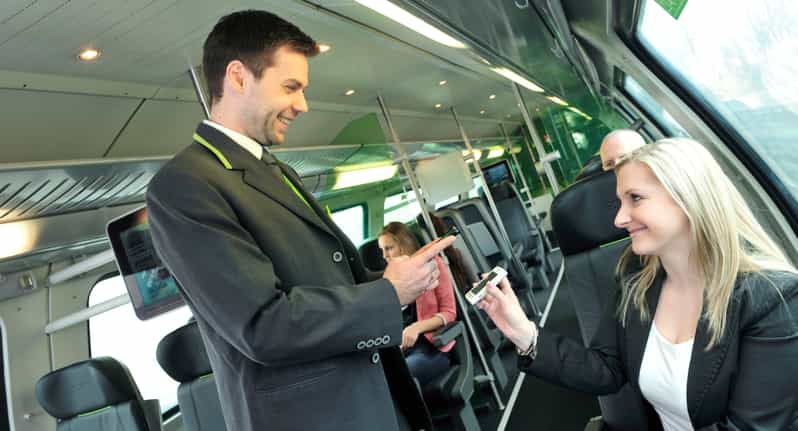 Βιέννη: Hop-On Hop-Off City Bus Combo: City Airport Train & Hop-On Hop ...