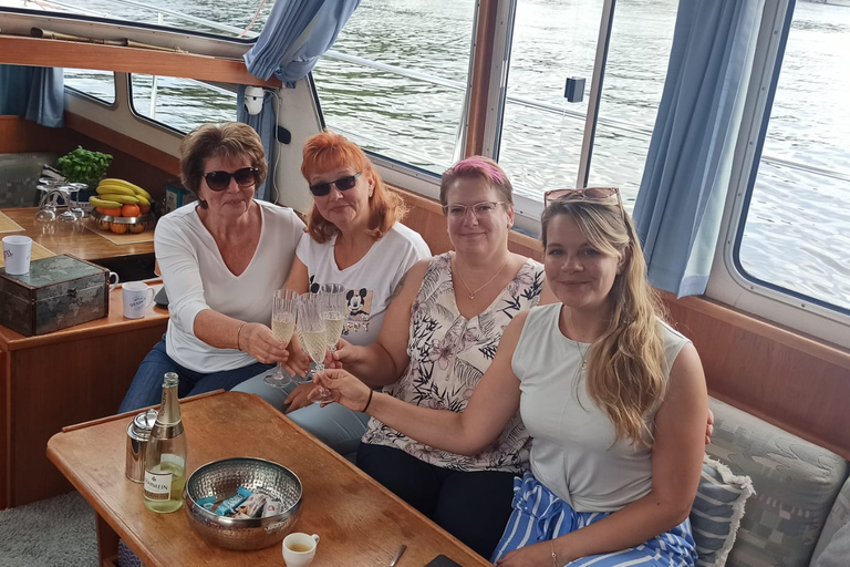 Wannsee: 4h Private Sieben-Seen-Bootstour mit SkipperWannsee: Private Sieben-Seen-Bootstour