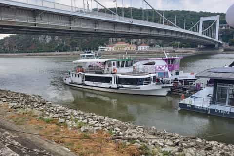 Budapest: Nighttime Sightseeing Cruise