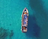 FORIO, Ischia Island en bateau Tour avec le déjeuner local et la natation - Housity