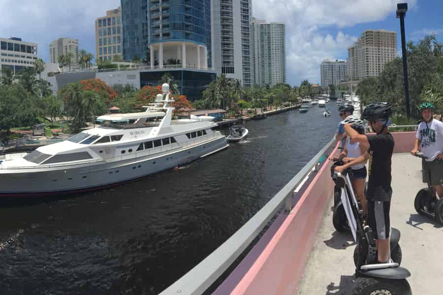Fort Lauderdale: Berühmte Yachten und Villen Segway Tour. Foto: GetYourGuide