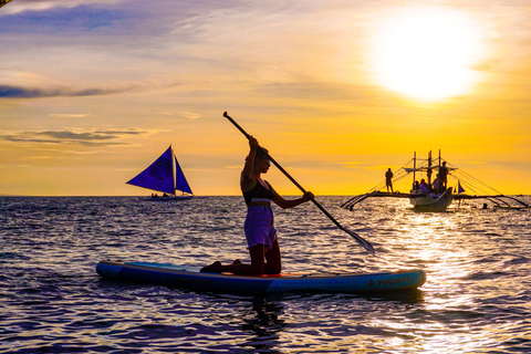 Boracay: Crociera al tramonto con attività acquaticheCrociera di gruppo al tramonto con attività acquatiche