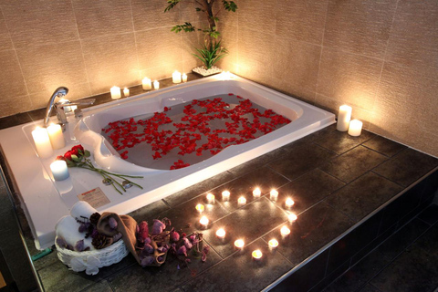 Seoul: Korean Spa and Massage Experience in Myeongdong VIP Course (150 mins)