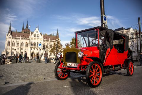 Budapest: tour privado por la ciudad en un coche real antiguo