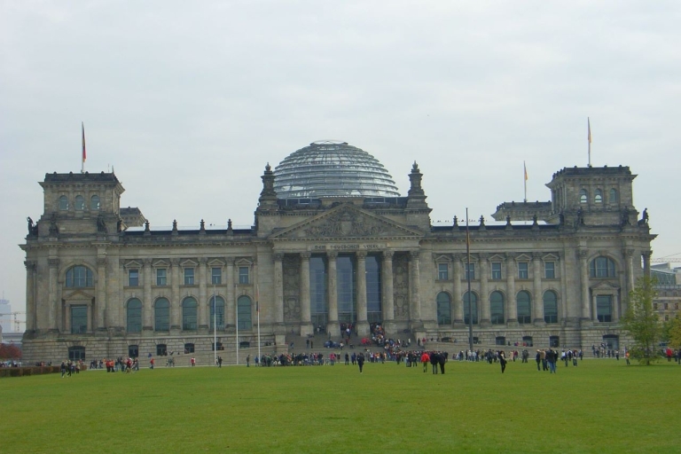 Berlin: Private Walking Tour with a Local Guide Berlin: Private Walking Tour