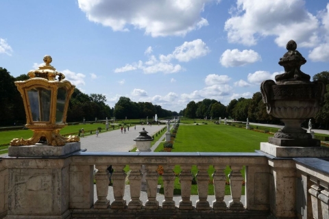 München: Schloss Nymphenburg Tour mit professionellem GuideMünchen: Schloss Nymphenburg und der Schlosspark - geführte private Tour
