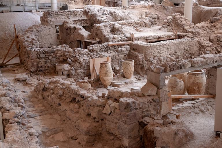 Santorini: Bilet do Akrotiri z opcjonalnymi audioprzewodnikamiBilet wstępu do stanowiska archeologicznego Akrotiri i 1 audioprzewodnik z przewodnikiem